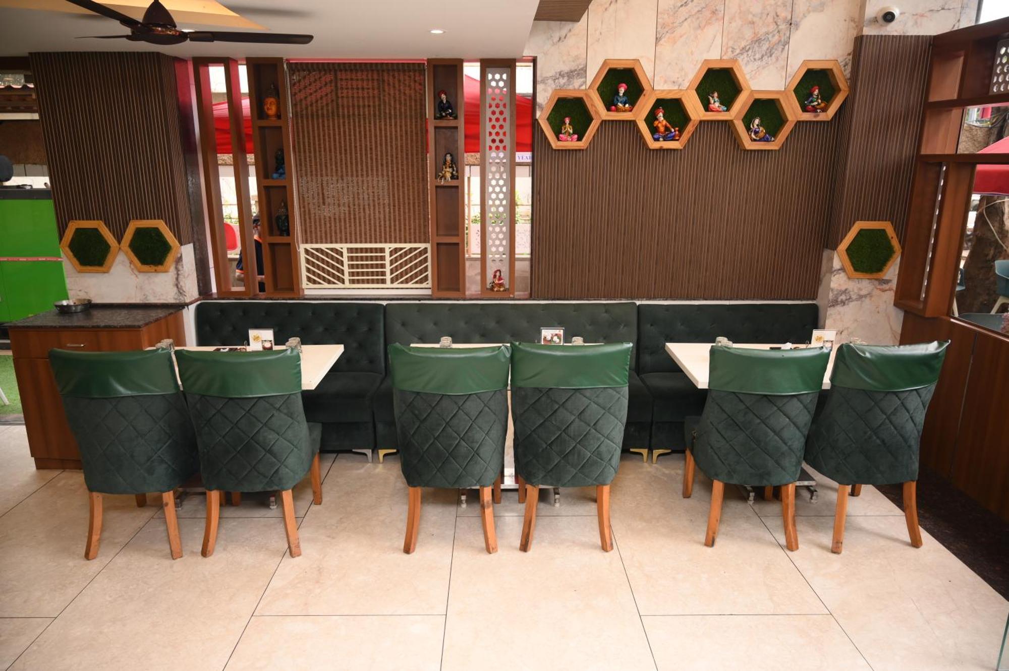 Lemon Wood Suites Pune Ngoại thất bức ảnh